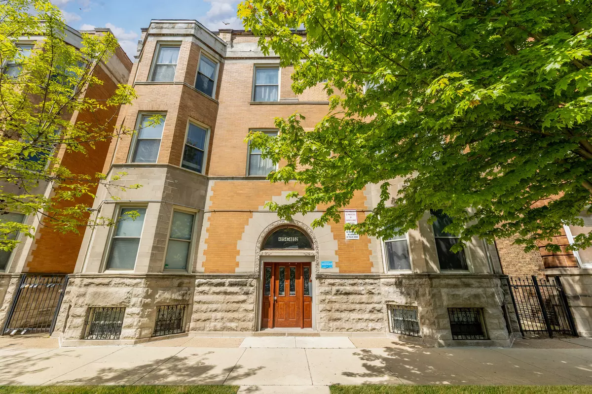 Chicago, IL 60615,4854 S Prairie AVE #G