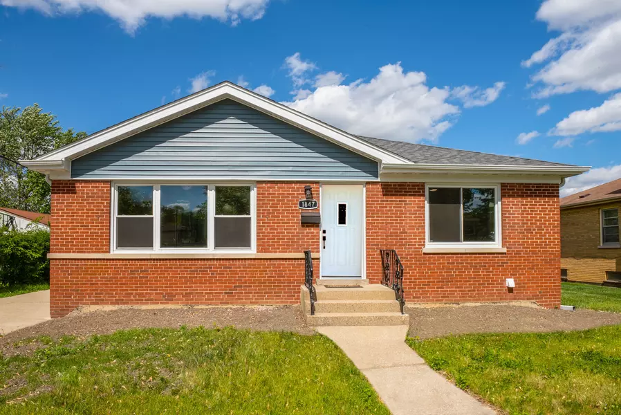 1847 Boeger AVE, Westchester, IL 60154