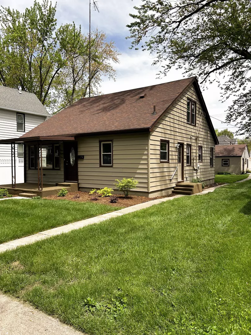 Bradley, IL 60915,384 N Grand AVE