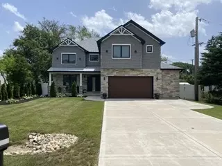 313 Roger RD, Darien, IL 60561