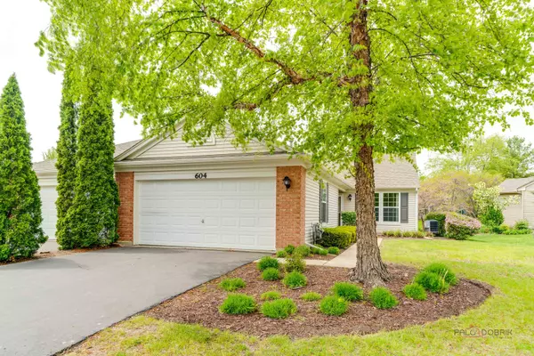 604 S Essington DR, Round Lake, IL 60073
