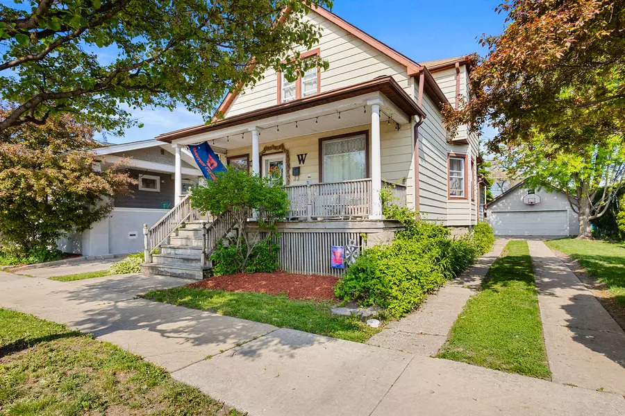 4033 Prairie AVE, Brookfield, IL 60513