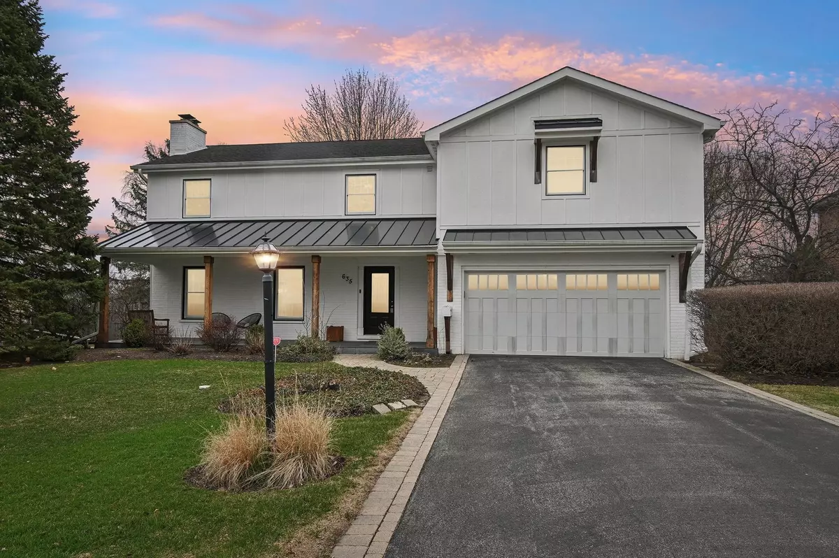Deerfield, IL 60015,635 Ambleside DR