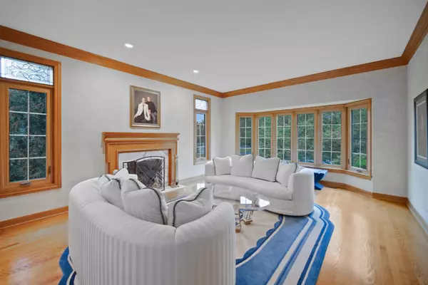 Burr Ridge, IL 60527,160 Circle Ridge DR