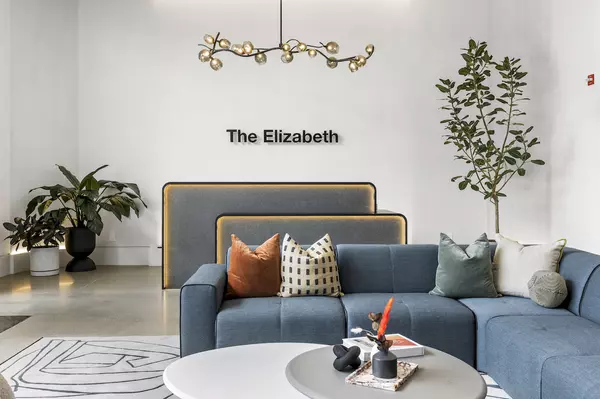 Chicago, IL 60607,225 N Elizabeth ST #2701