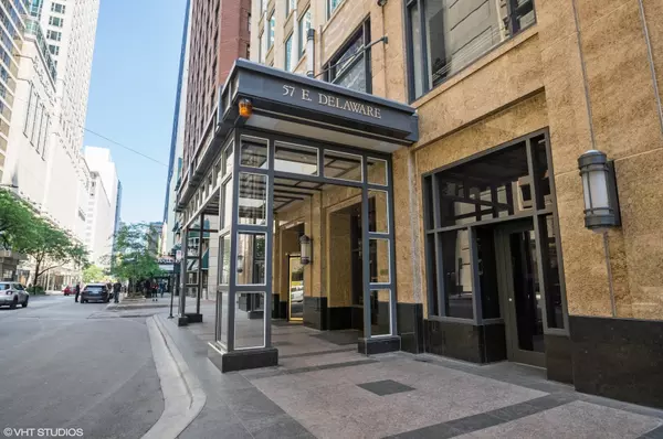 Chicago, IL 60611,57 E Delaware PL #3401