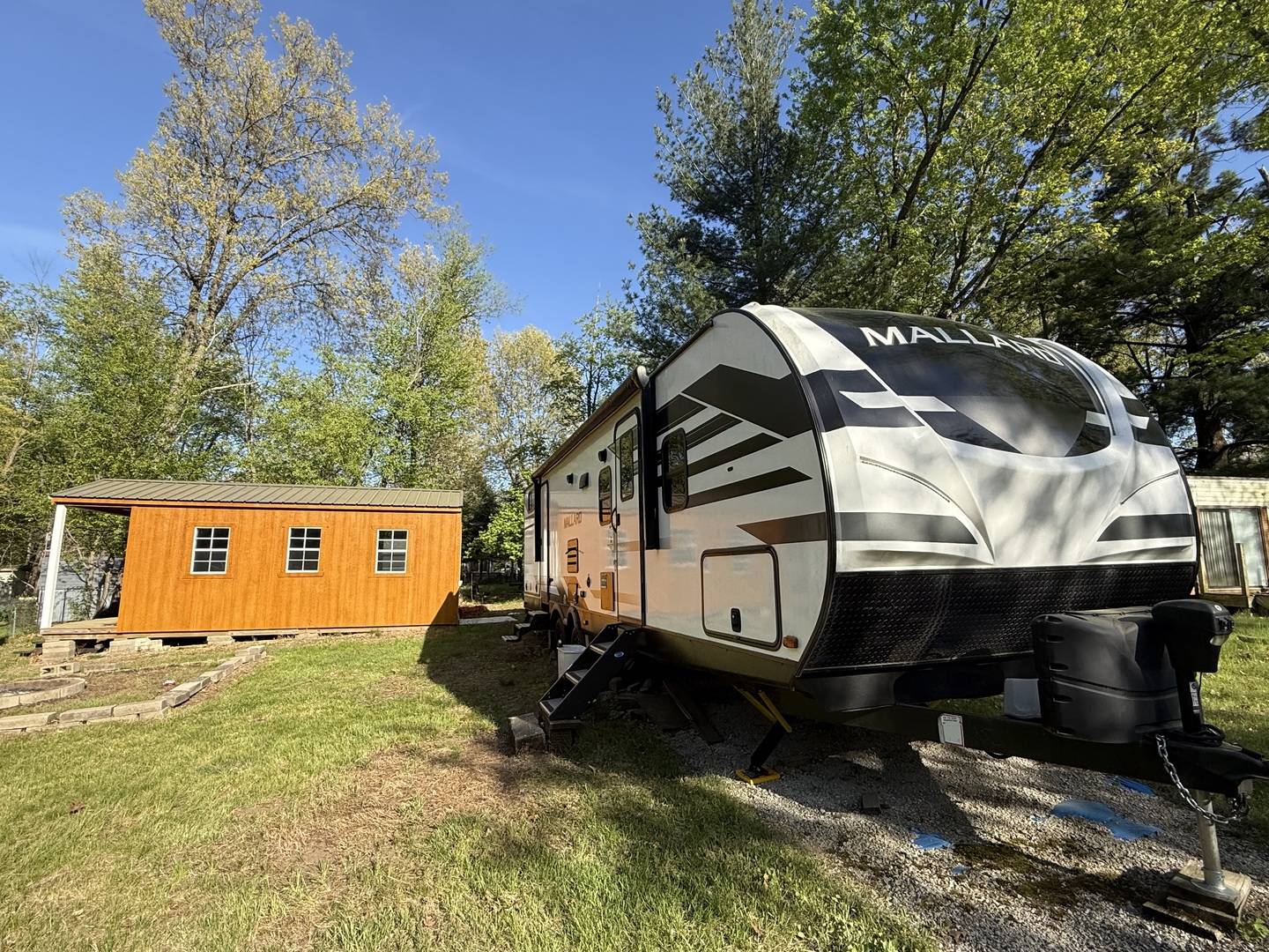 Sublette, IL 61367,8-7 Woodhaven Lakes