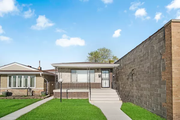 8851 S State ST, Chicago, IL 60619