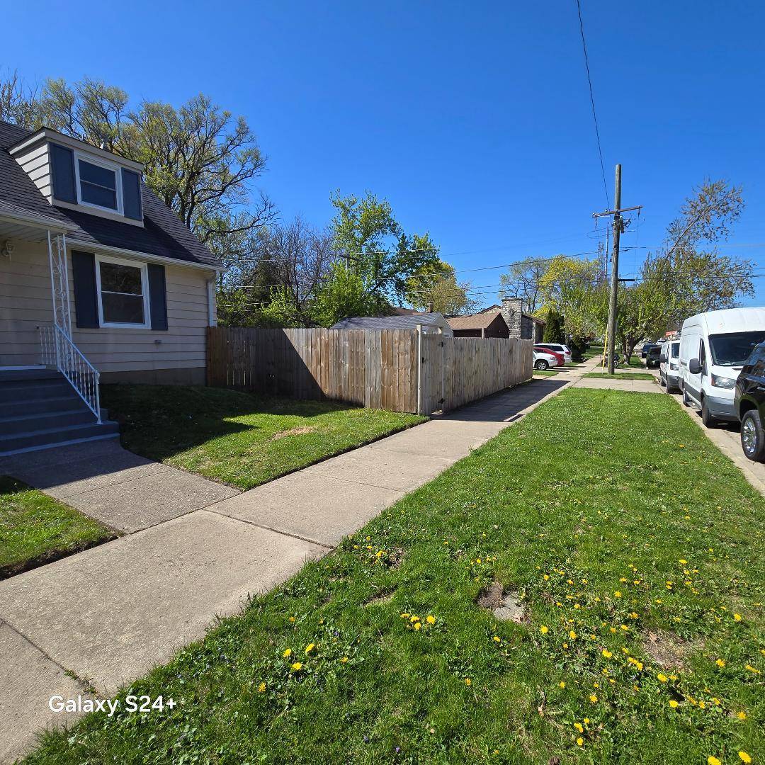 Waukegan, IL 60085,1600 N Ash ST