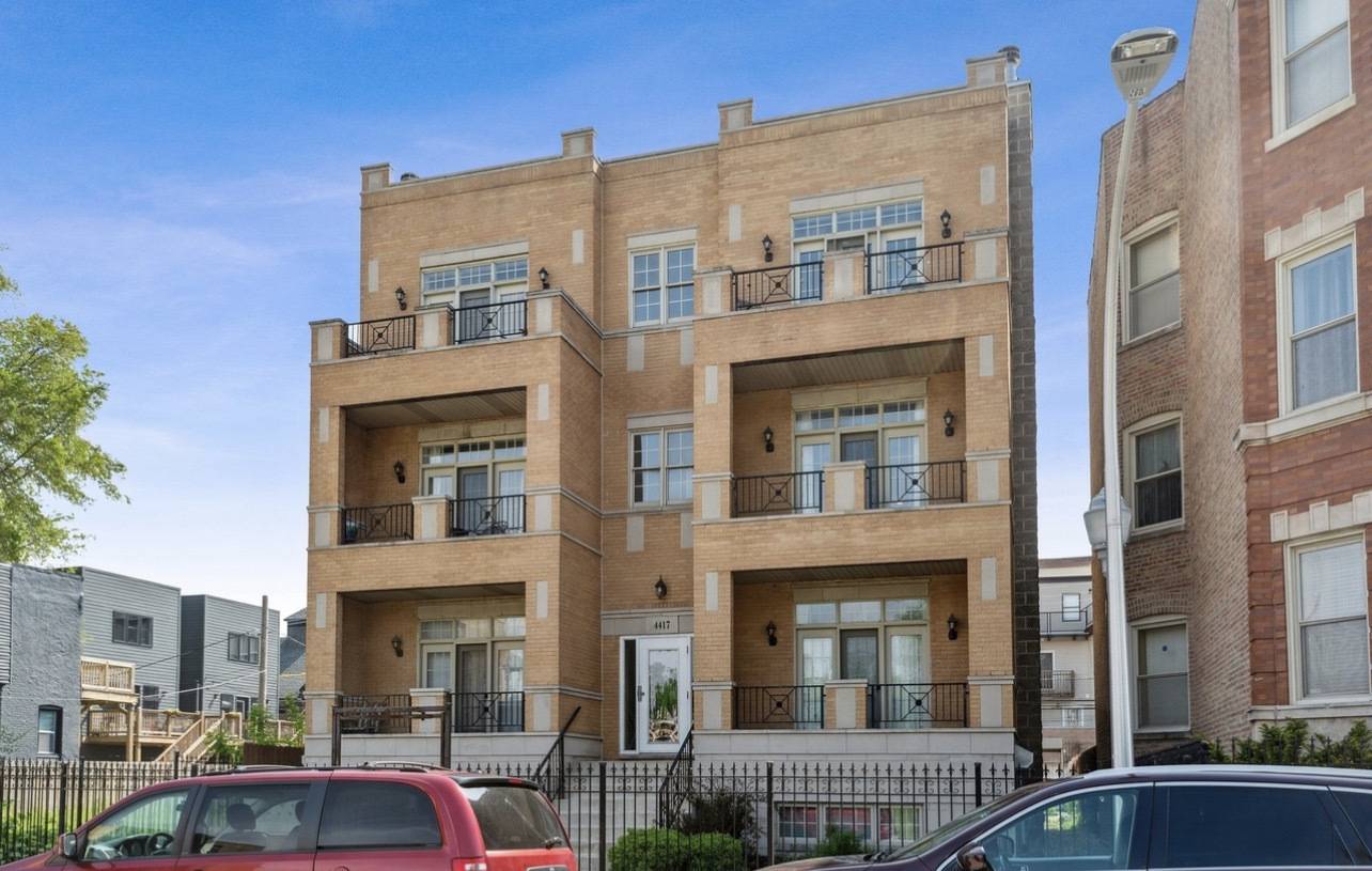 4417 S Calumet AVE #2S, Chicago, IL 60653