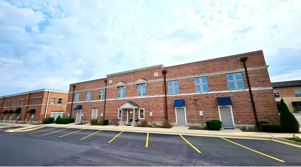 40W320 LaFox RD #E, St. Charles, IL 60175