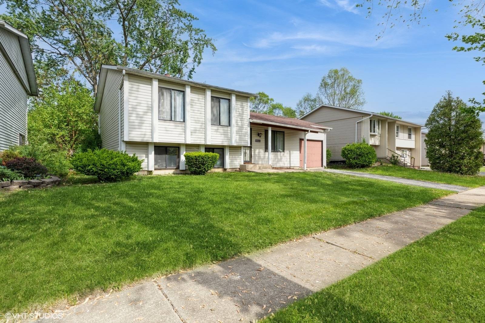 Hazel Crest, IL 60429,18111 Orleans DR