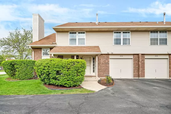 8530 Westberry LN, Tinley Park, IL 60487