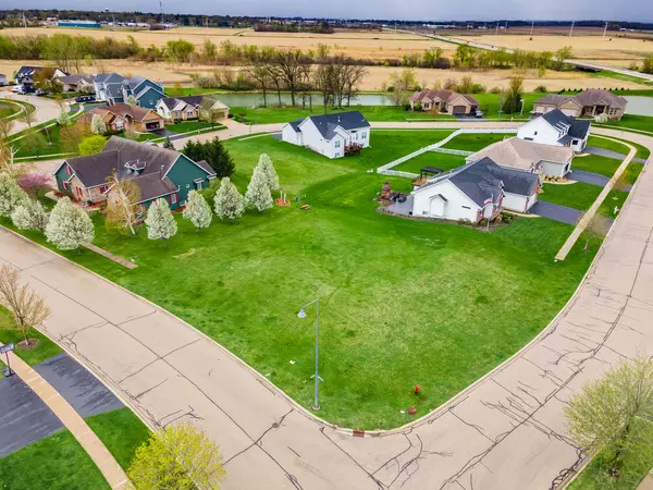 Sycamore, IL 60178,1417 Sandcastle DR