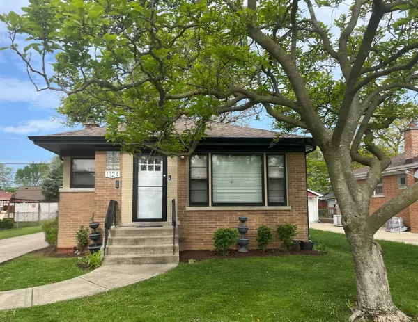 1124 Homestead RD, La Grange Park, IL 60526