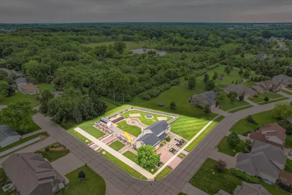 Mahomet, IL 61853,2017 John DR