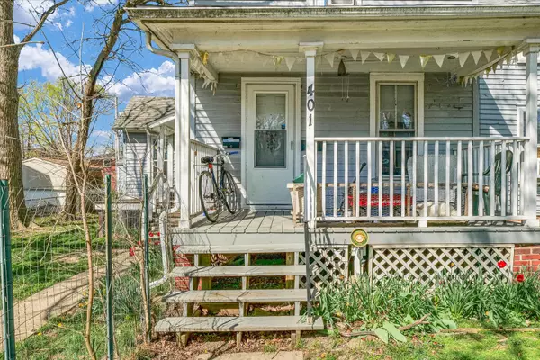 Urbana, IL 61801,401 S Maple ST