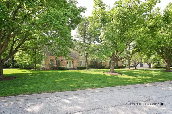 36708 Old Woods TRL,  Gurnee,  IL 60031