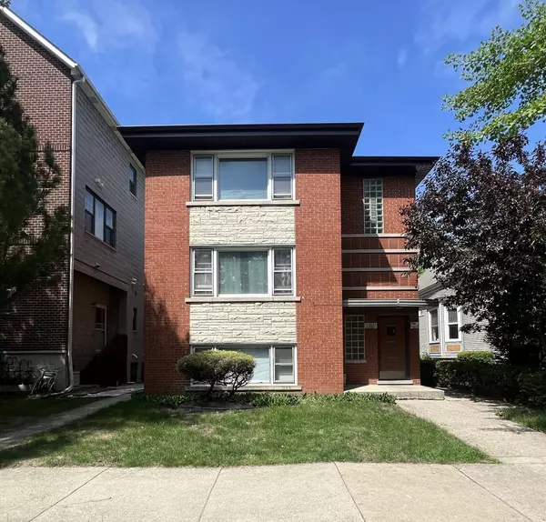 1135 S Oak Park AVE, Oak Park, IL 60304