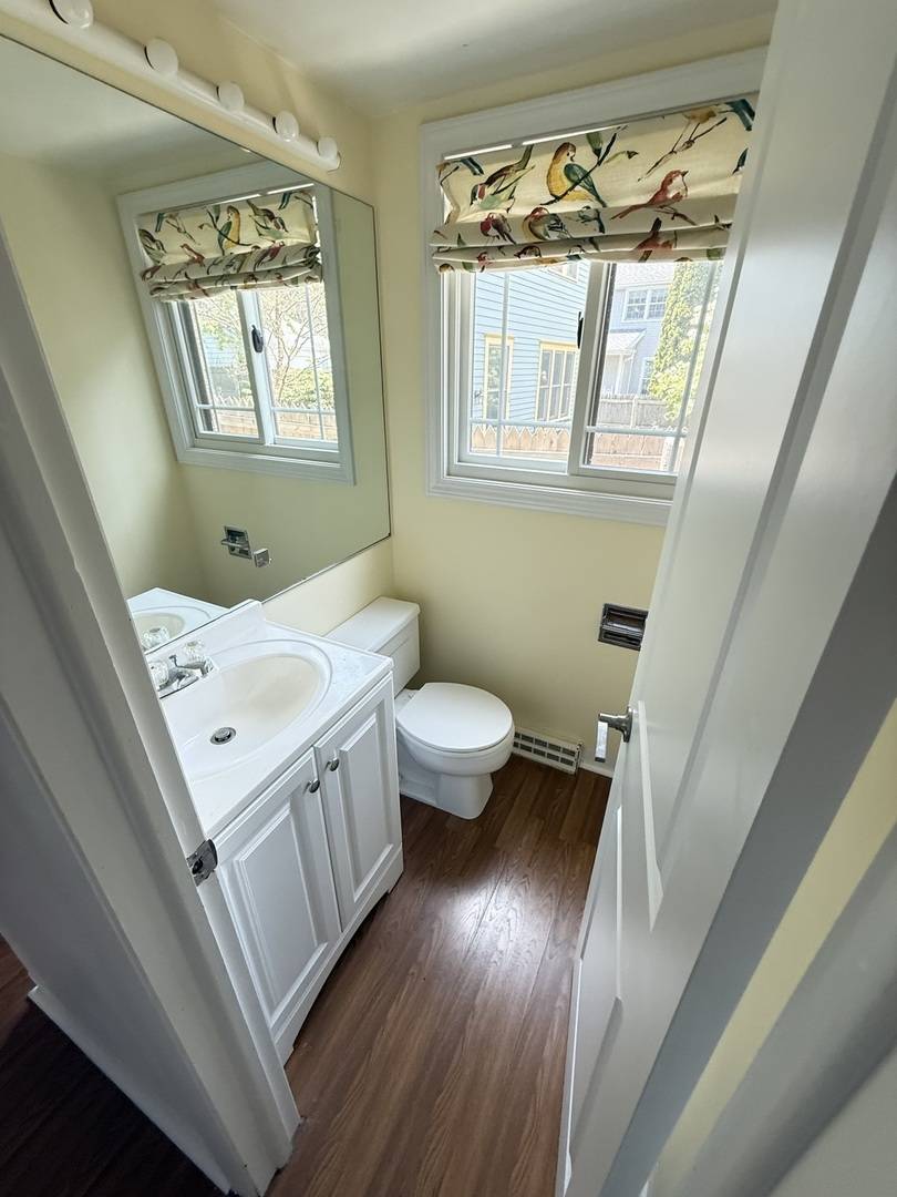 Lake Forest, IL 60045,36 Washington RD #1