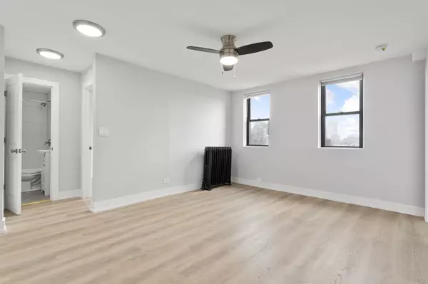 Chicago, IL 60660,6026 N Winthrop AVE #6G