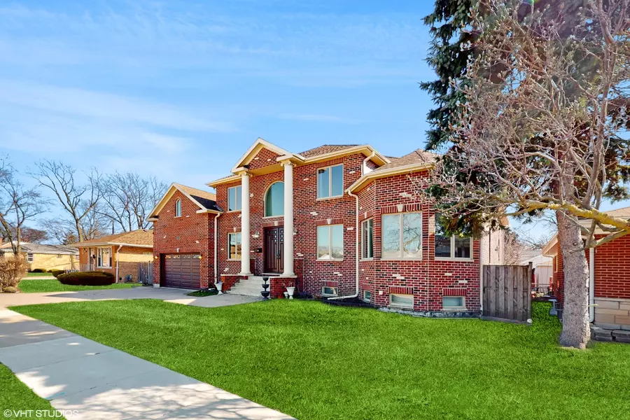 6909 Beckwith RD, Morton Grove, IL 60053