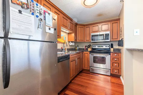Chicago, IL 60611,440 N Wabash AVE #4010