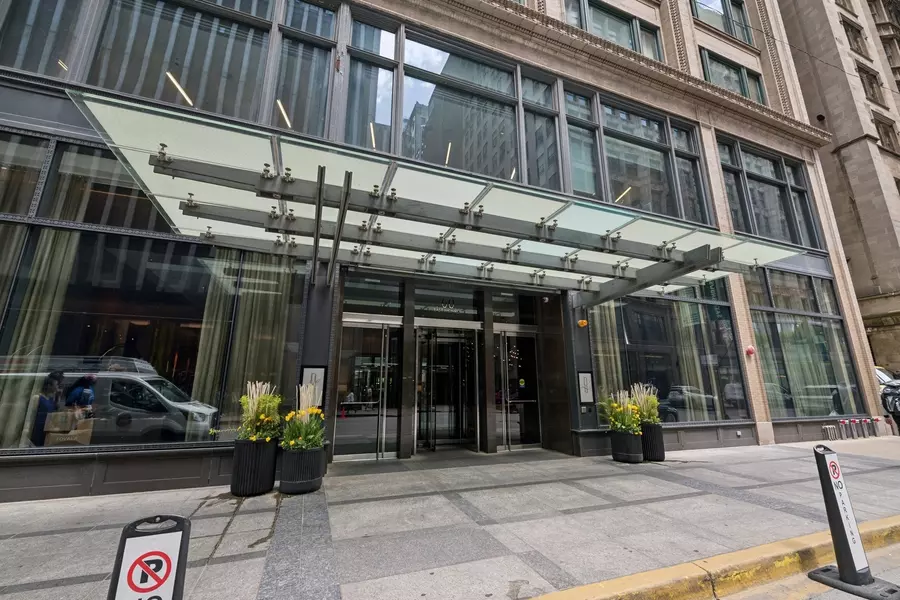 60 E MONROE ST #3007, Chicago, IL 60603