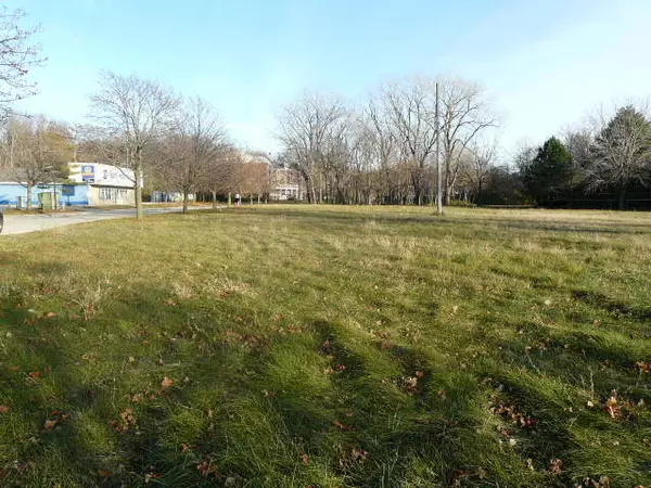 Fox Lake, IL 60020,21 Hillside DR