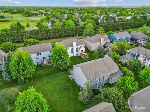 Lake In The Hills, IL 60156,9 Laurel Valley CT
