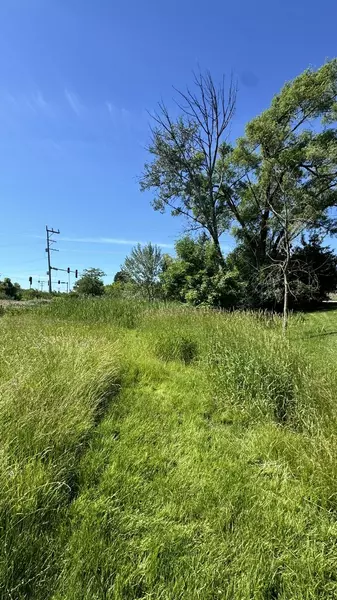 552 N Quentin RD, Palatine, IL 60067