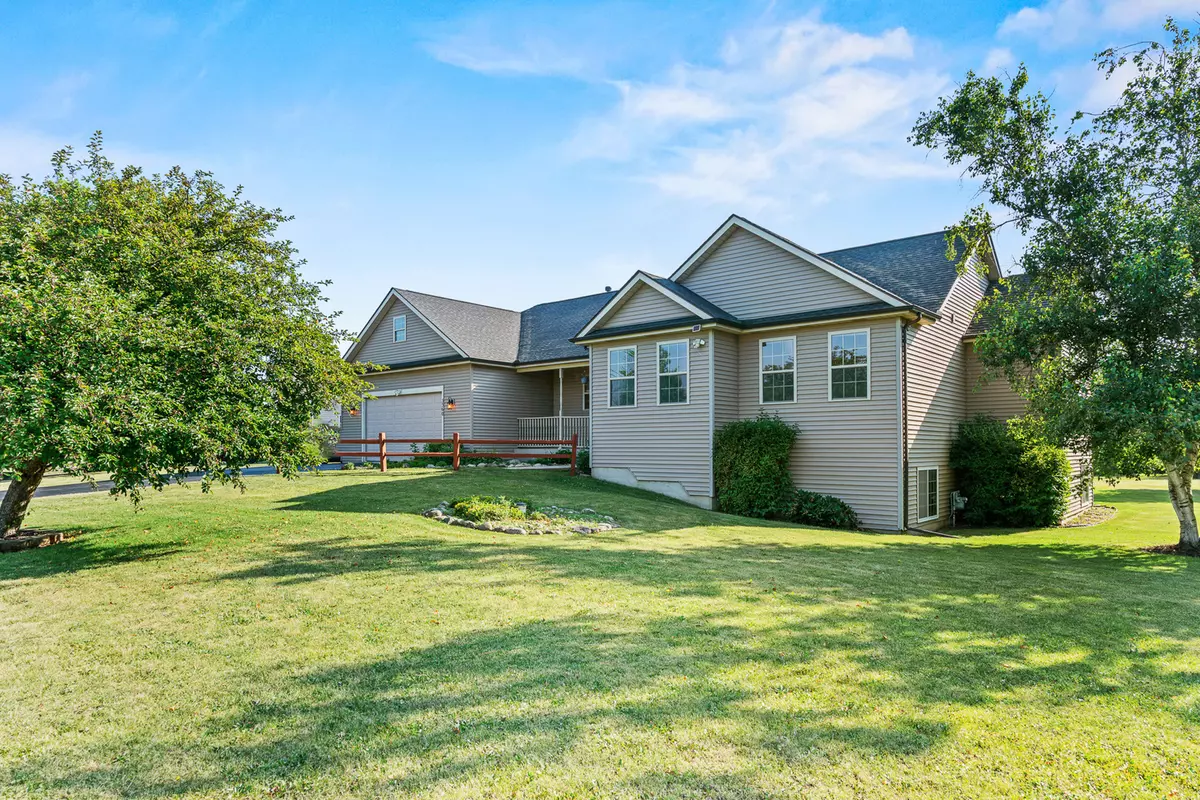 Wonder Lake, IL 60097,3560 White Tail DR