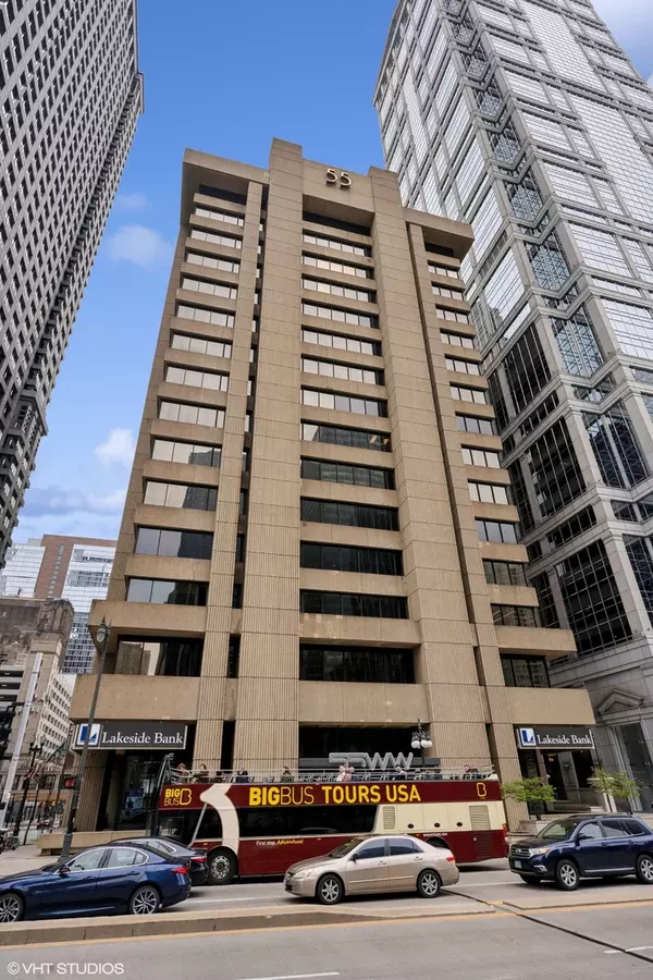 55 W Wacker DR #10, Chicago, IL 60601