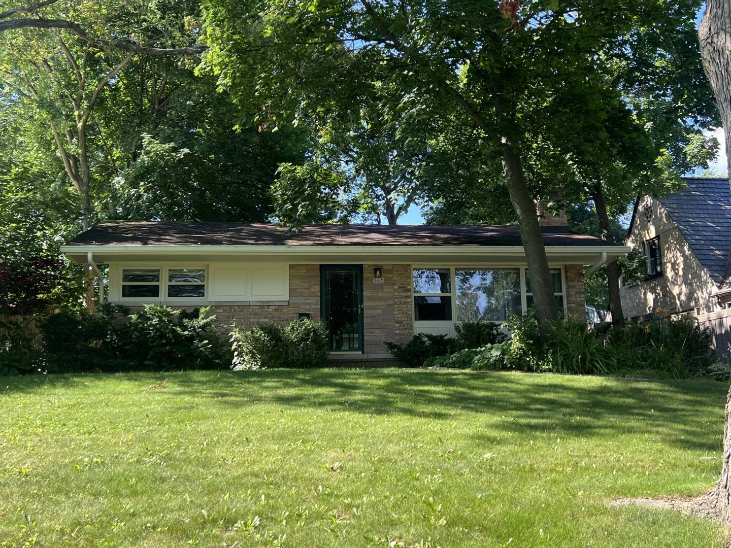765 Northmoor RD, Lake Forest, IL 60045