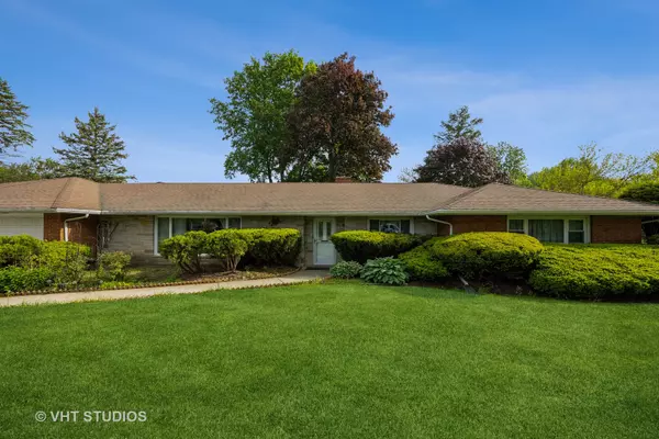 1715 W Main ST, Sleepy Hollow, IL 60118