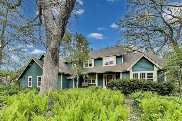 Mchenry, IL 60051,4810 N Waltshire LN