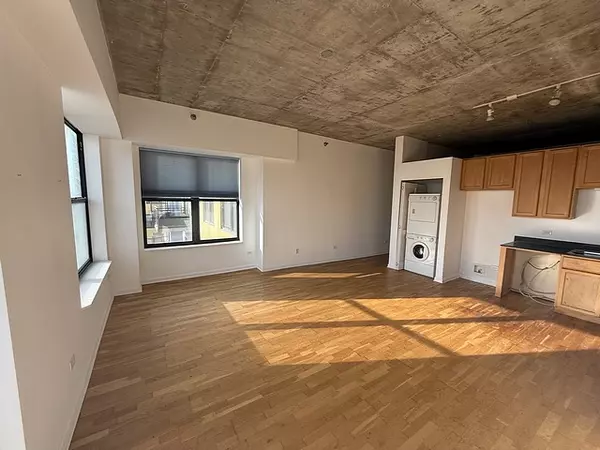 Chicago, IL 60640,1122 W Catalpa ST #805