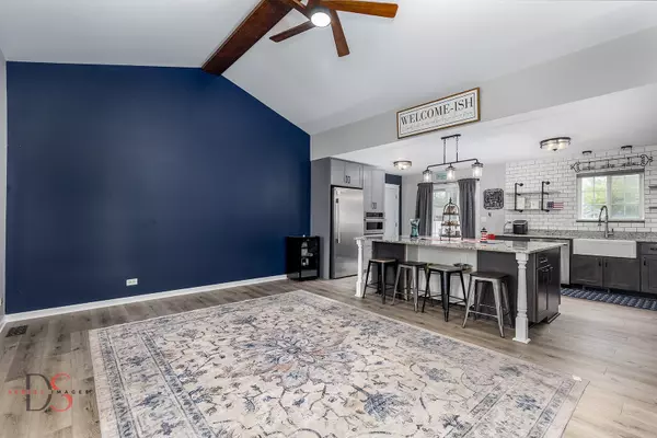 Morris, IL 60450,1717 Anne LN