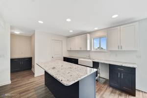 Braidwood, IL 60408,885 Blackhawk DR