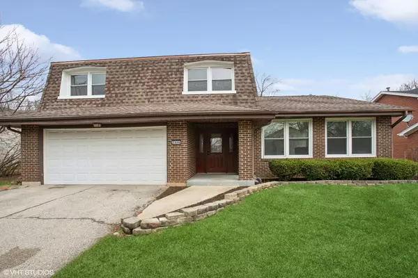 2006 Aldrich PL, Downers Grove, IL 60516