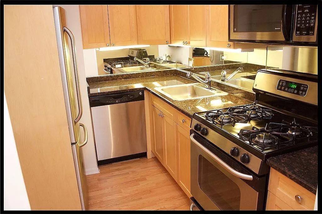 Chicago, IL 60660,6102 N Sheridan RD #503