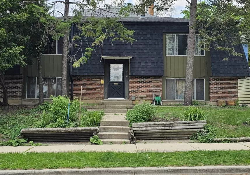 422 Ryerson AVE, Elgin, IL 60123