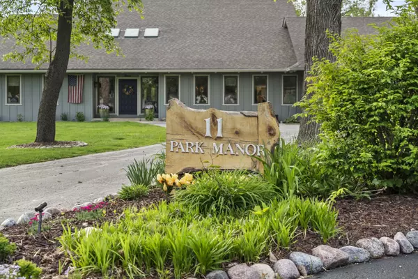 Dyer, IN 46311,11 Park Manor DR