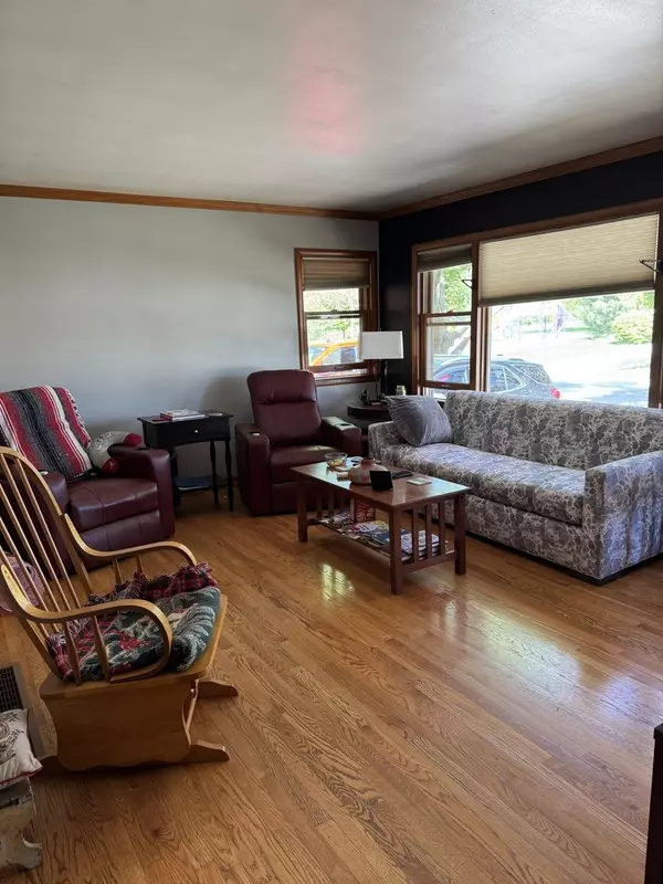 Bartlett, IL 60103,333 E Taylor AVE