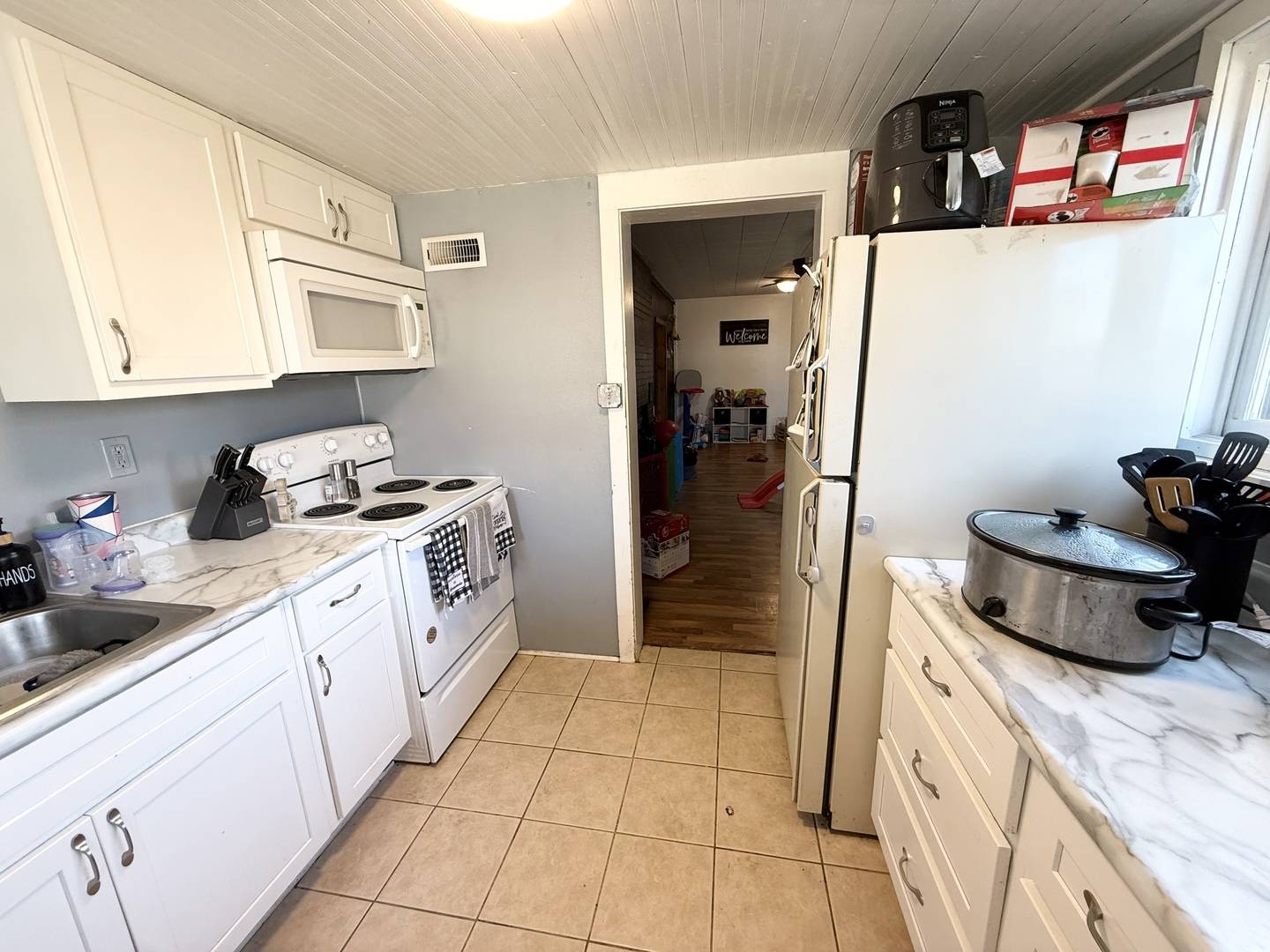 Pekin, IL 61554,303 Orr AVE
