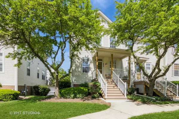 606 Littleton TRL, Elgin, IL 60120