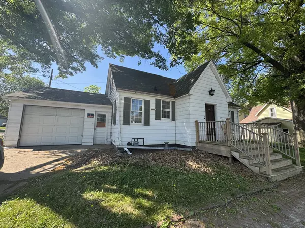 Canton, IL 61520,30 E Maple ST