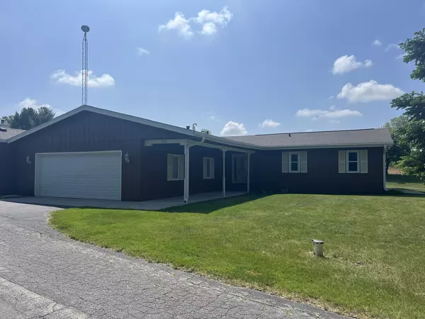 7427 Mccurry RD, Roscoe, IL 61073