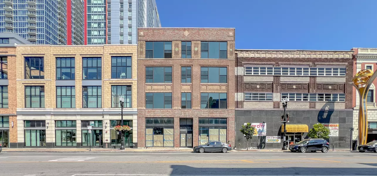 2215 S Michigan AVE, Chicago, IL 60616