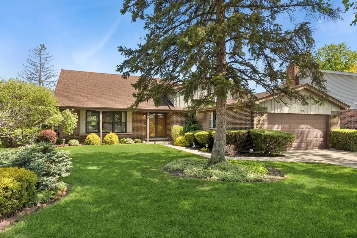Arlington Heights, IL 60004,1418 E Waverly DR
